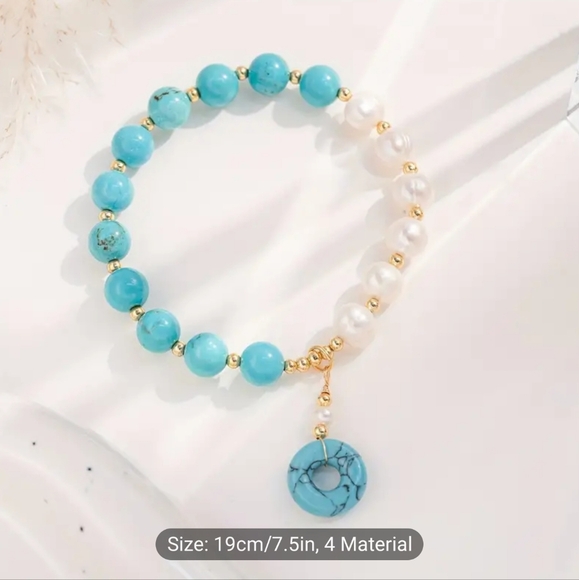 Jewelry - 💙💙NEW💙💙 BEAUTIFUL!! Freshwater Pearls and Turquoise Stretchy Bracelet